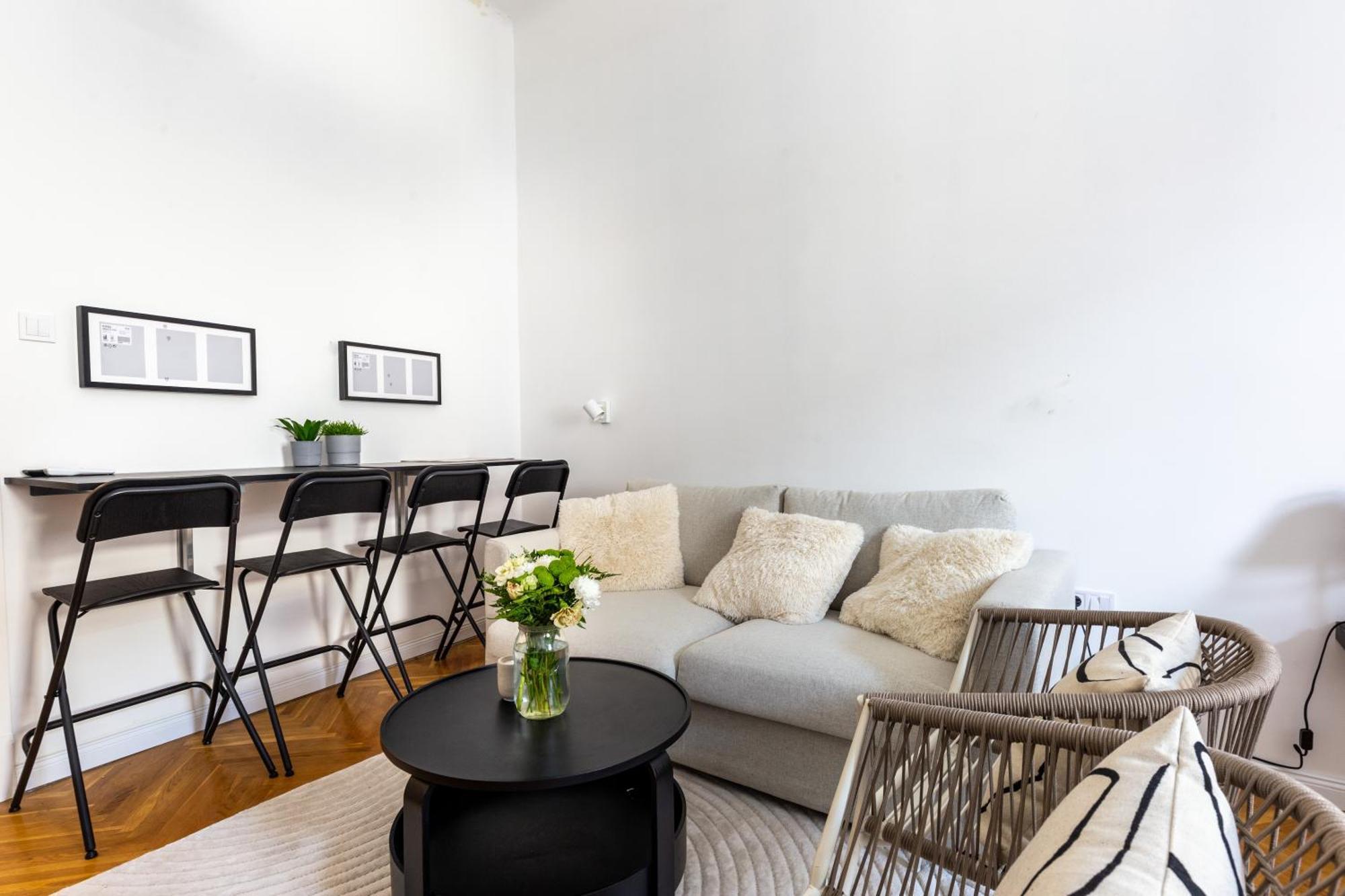 Tas Apartments บูดาเปสต์ ภายนอก รูปภาพ