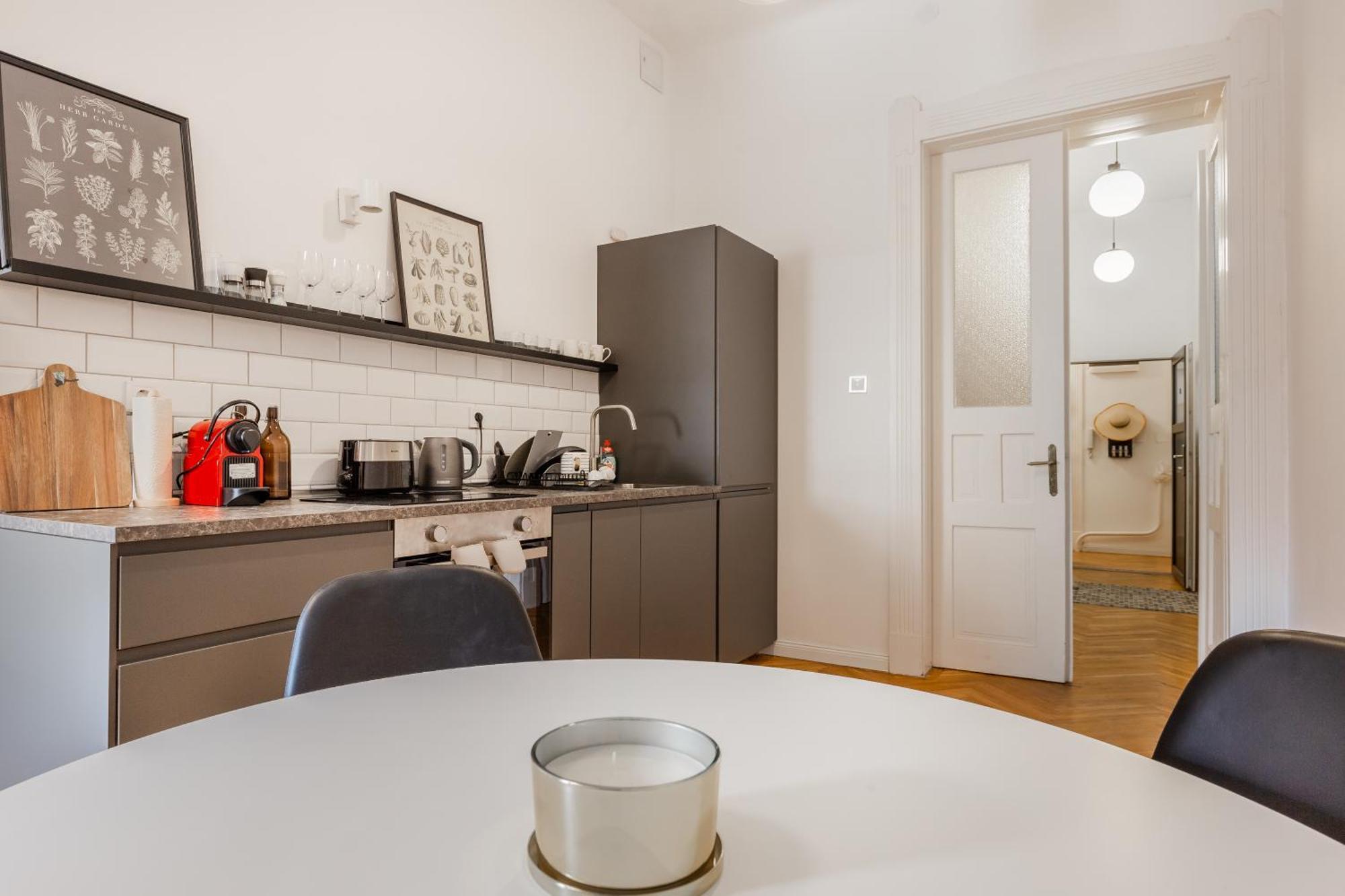 Tas Apartments บูดาเปสต์ ภายนอก รูปภาพ